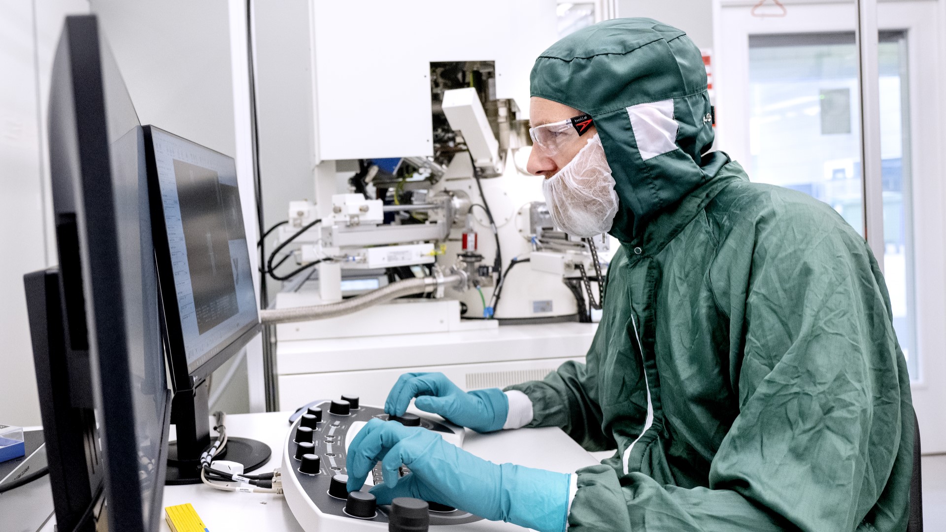 dtu nanolab cleanroom gemini sem