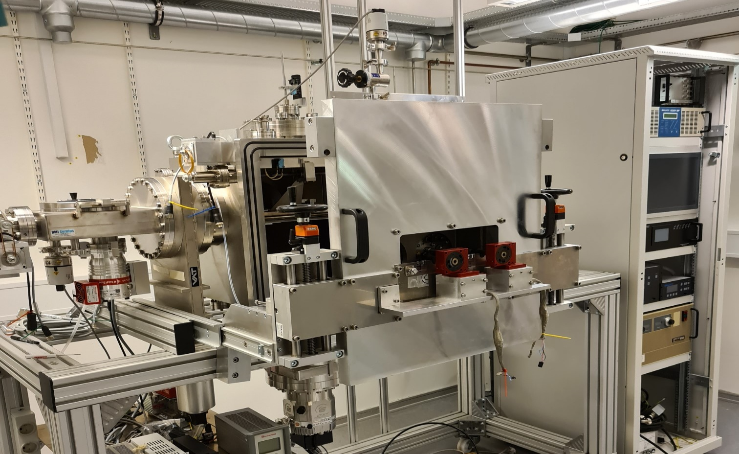 Large area thin film deposition system