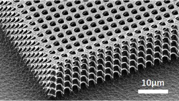 3D perforated silicon membrane